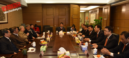 吴木棠带队拜访潮人海外经济促进会