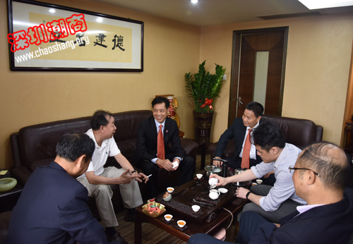 吴木棠带队拜访谢贤团