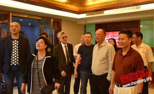 加拿大联邦长者事务国务部长黄陈小萍一行到访商会